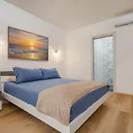 Patricia Guest house